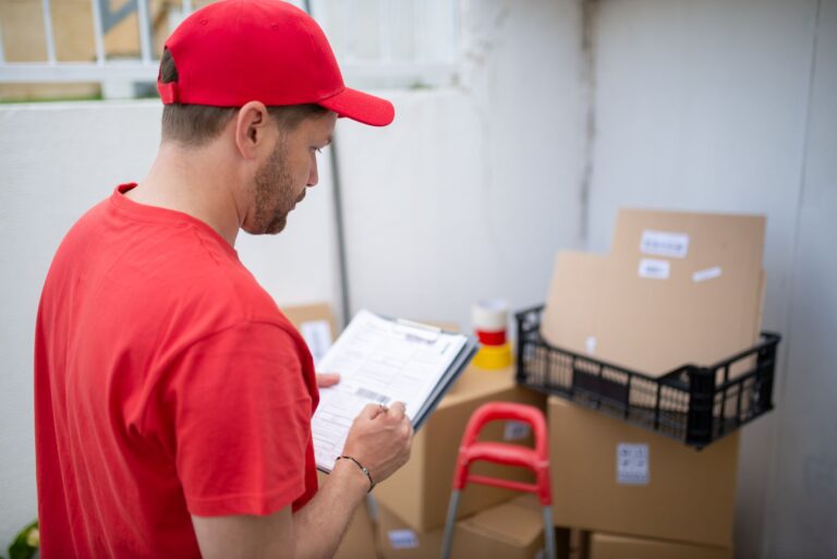 Retourenmanagement im Onlineshop: Kosten senken 2026